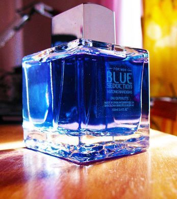 Оригінал Antonio Banderas Blue Seduction 30ml EDT Чоловіча Антоніо Бандерас Блакитне спокушання