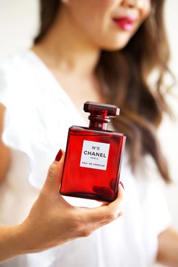 Оригинал Chanel N5 L'Eau Red Edition 2018 100ml Женские Духи Шанель №5 Ле Ред Эдишн